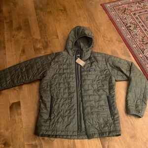 *Brand New* Patagonia Nano Puff Jacket - Men’s L